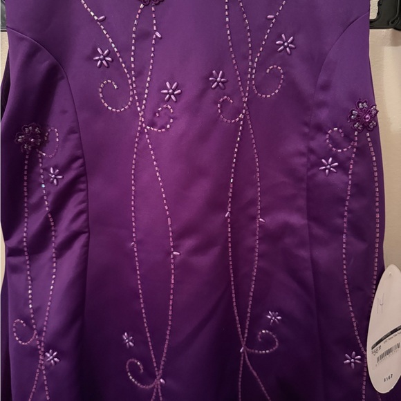 Girls Elegant Purple Beaded Formal Dress – Lace-Up Back - Picture 4 of 5